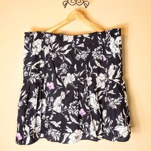 OLD NAVY Plus sz 24 A-Line pleated floral skirt